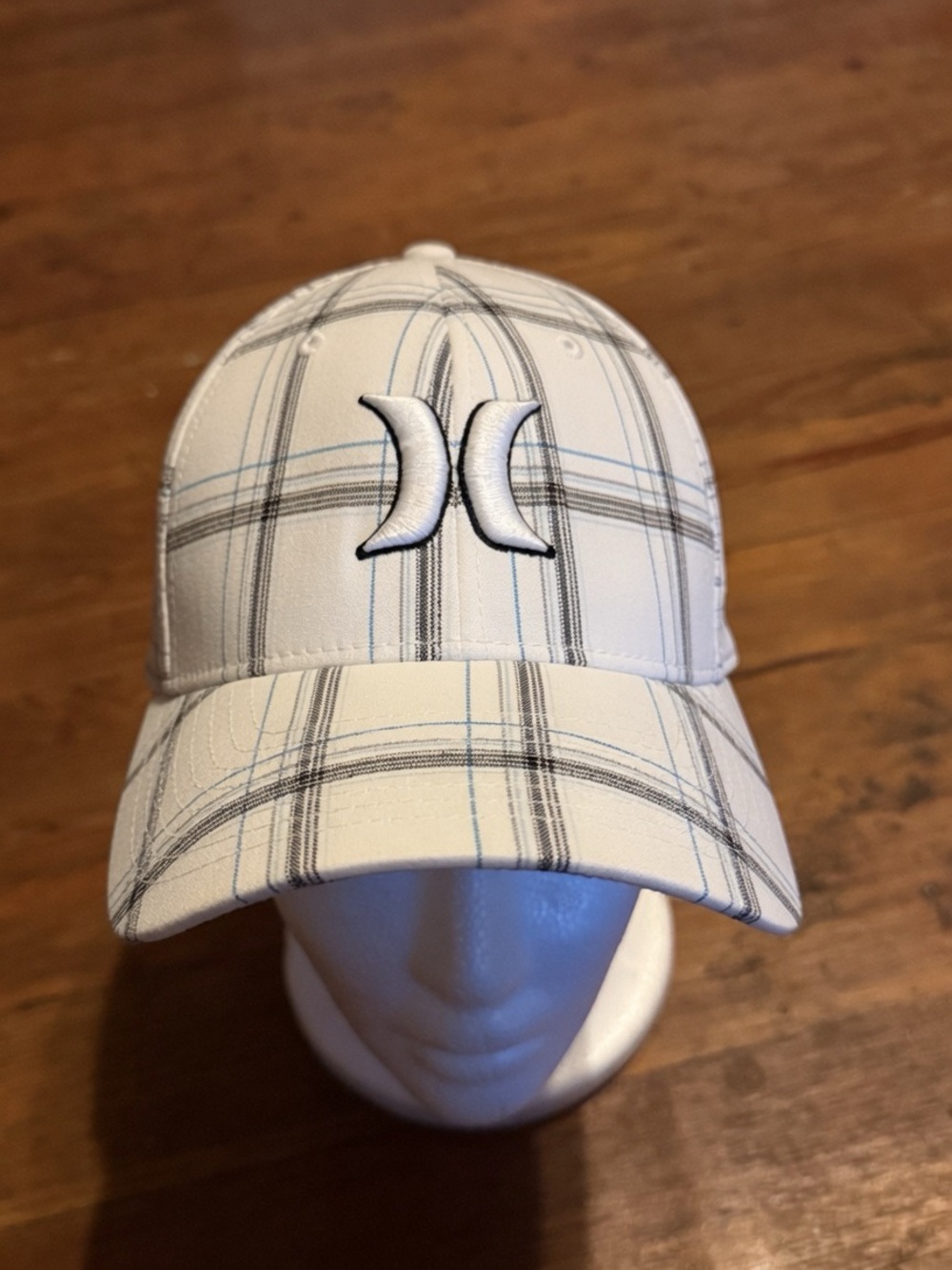 Hurley Flexfit Plaid Fitted Hat Cream Blue Black Yupoong Stretch Baseball Cap